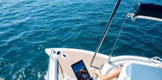 Navigating the Digital Seas: How Technology is Revolutionizing Yachting Navigating the Digital Seas: How Technology is Transforming Yachting