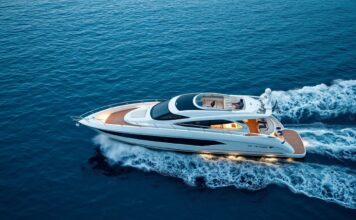 The Intersection of Technology and Luxury: Smart Yachting Innovations The Intersection of Technology and Luxury: Innovations in Smart Yachting