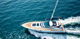 The Intersection of Technology and Yachting: A Modern Synergy The Intersection of Technology and Yachting: A Contemporary Synergy