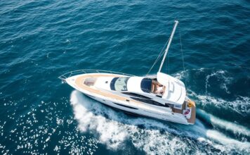 The Intersection of Technology and Yachting: A Modern Synergy The Intersection of Technology and Yachting: A Modern Synergy