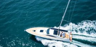 The Intersection of Technology and Yachting: Navigating the Digital Wave The Intersection of Technology and Yachting: Navigating the Digital Wave